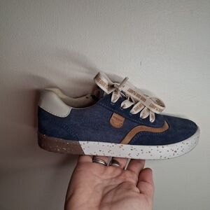 GEOX Boys Blue Leather Sneakers Size 1